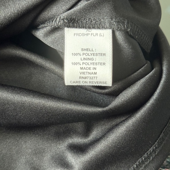 Elle pleated skirt - Picture 7 of 8